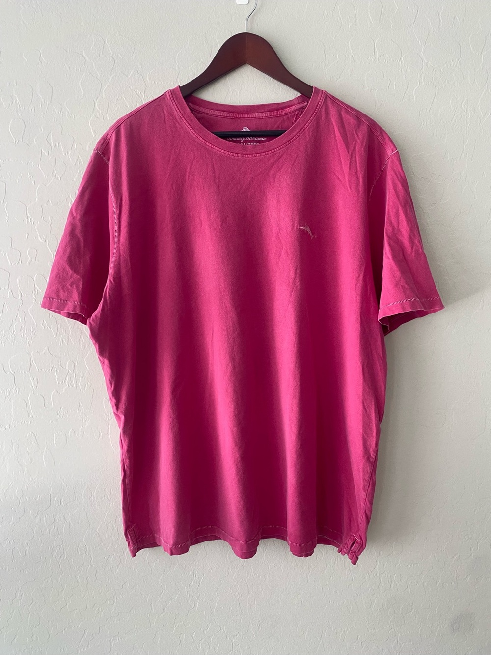 VTG Tommy Bahama Men’s Short Sleeves T- Shirt Fuchsia Pink 3XL